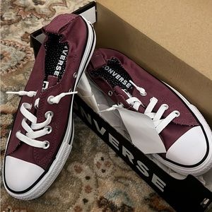 Brand new women’s Converse